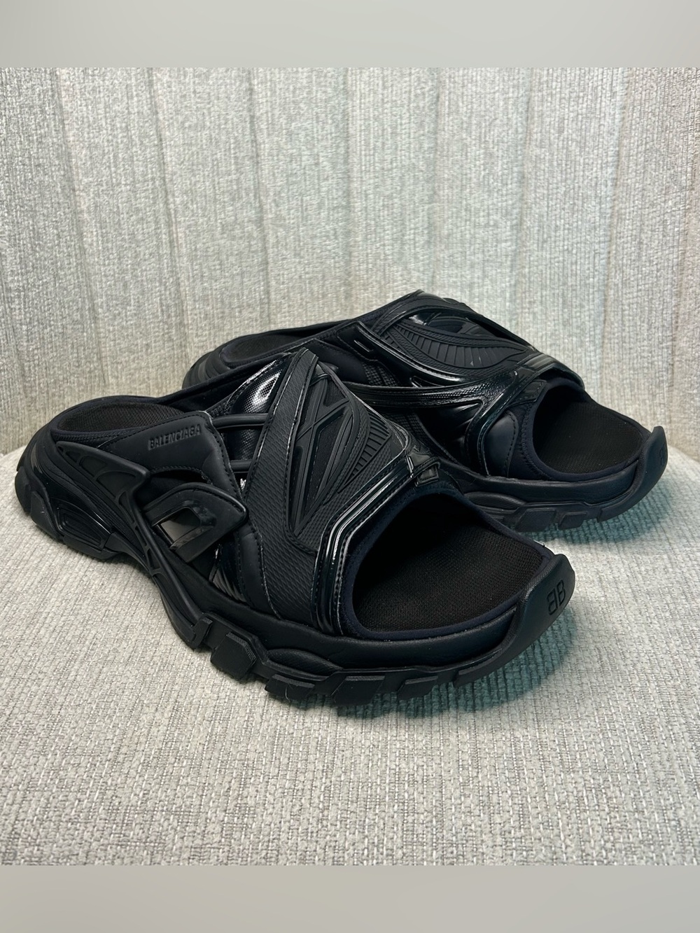 Balenciaga Track Slide Sandals Black Men’s Size 11 US/ 44 EU